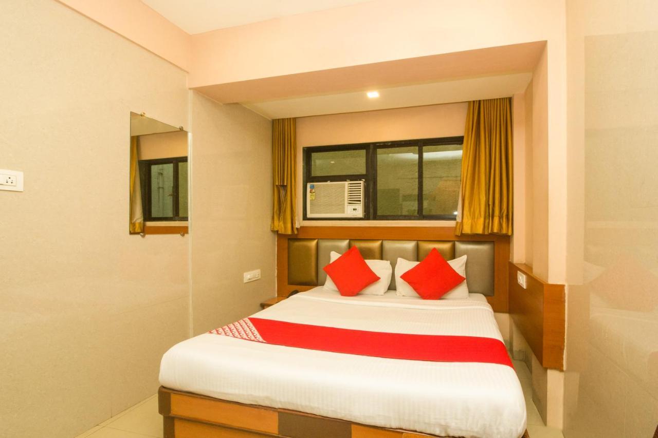 Oyo Hotel Sarovar Grand Kalamboli Εξωτερικό φωτογραφία