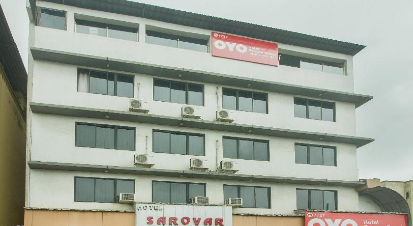 Oyo Hotel Sarovar Grand Kalamboli Εξωτερικό φωτογραφία