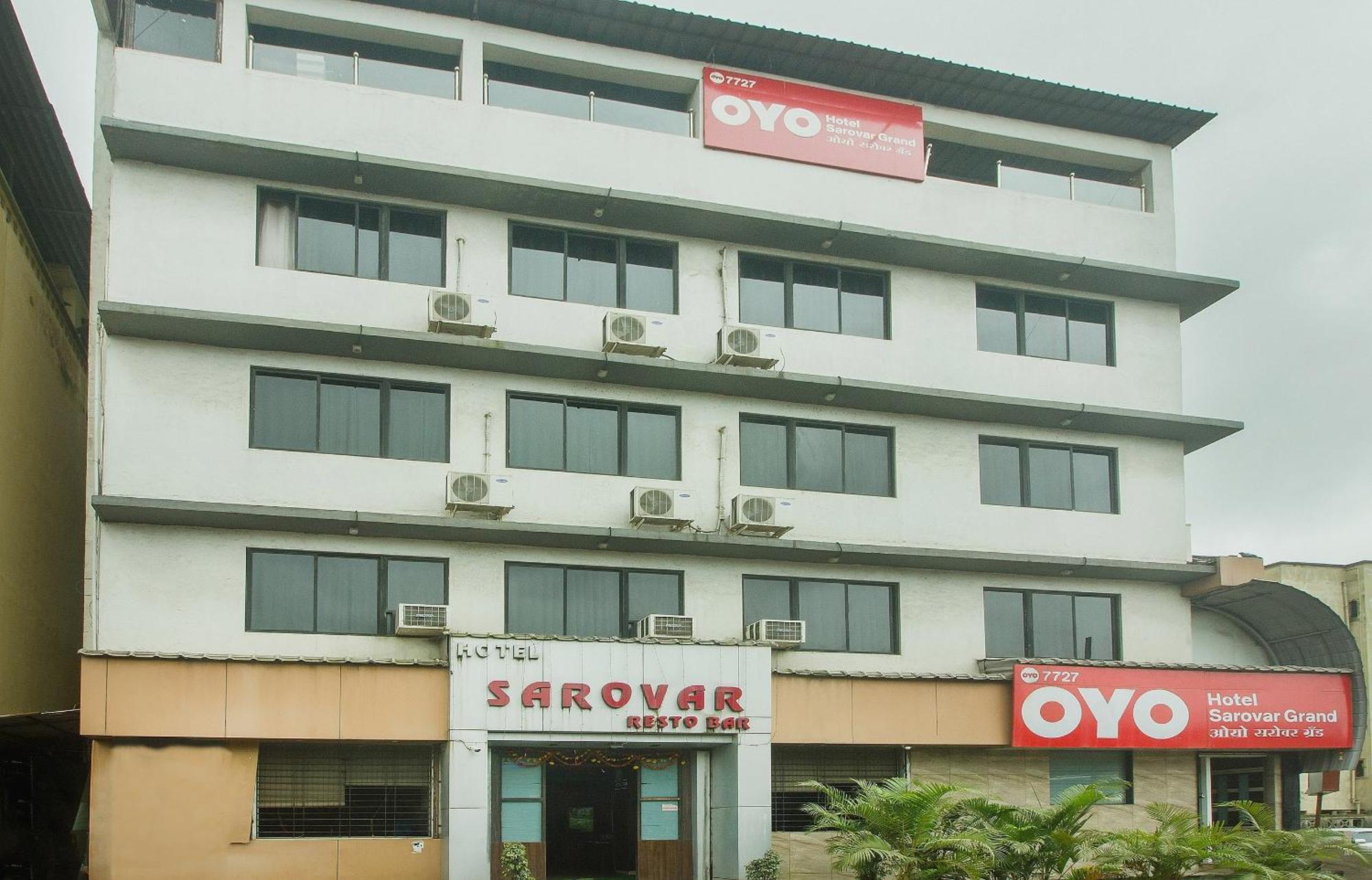 Oyo Hotel Sarovar Grand Kalamboli Εξωτερικό φωτογραφία