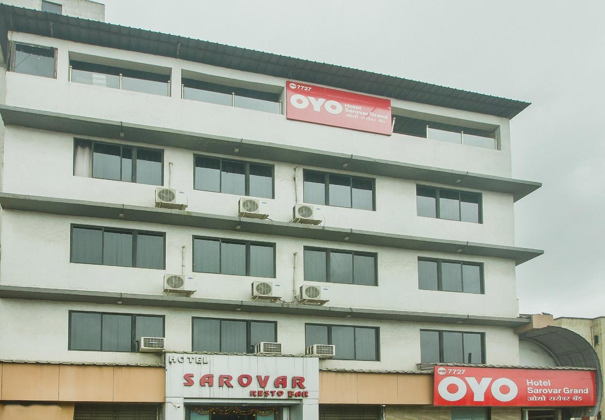 Oyo Hotel Sarovar Grand Kalamboli Εξωτερικό φωτογραφία
